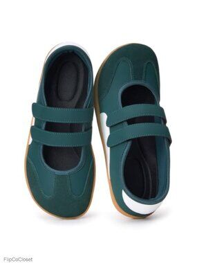 Women's Wide Toe Box Mary Jane Flats Faux Leather Slip-On Shoes